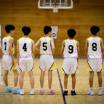 背番号「4」